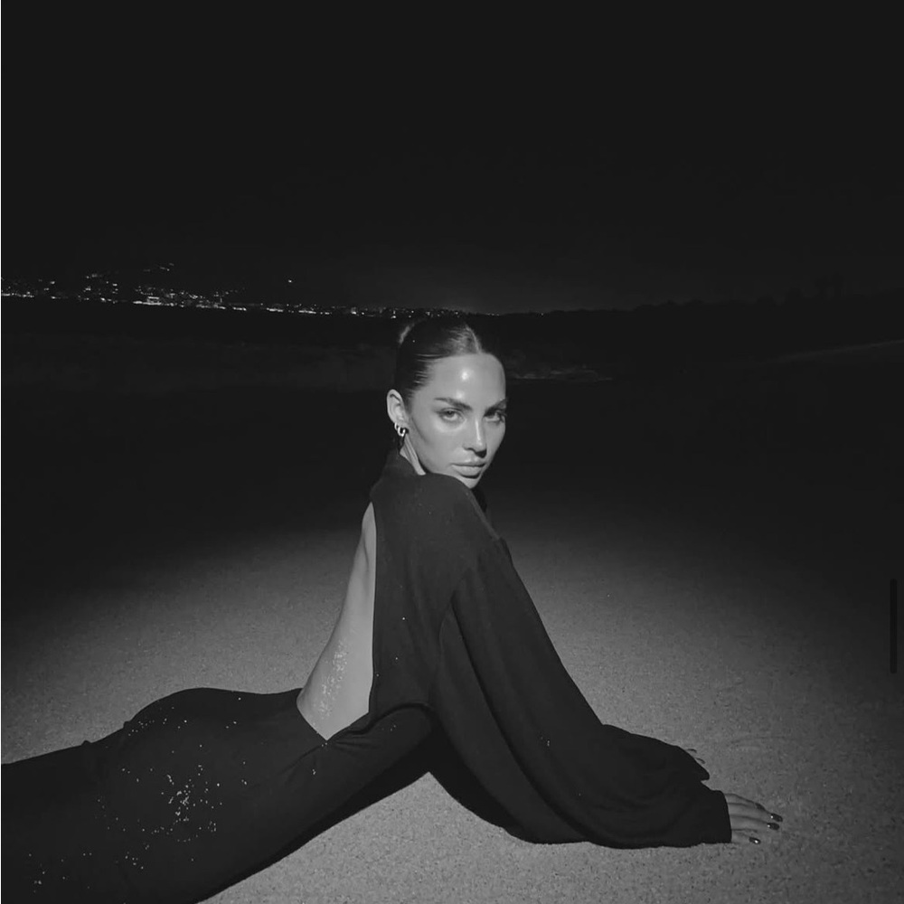 Arakii Koyo Dress - Picture 3 of 10